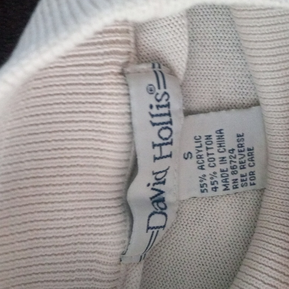 David Hollis turtleneck - Picture 2 of 2
